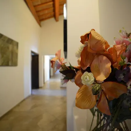 Pieve Country House * Корчано