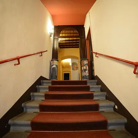Pieve Country House Корчано